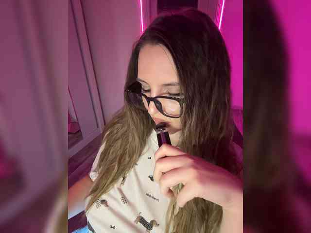 Cris_Mi webcam