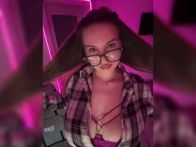 CrisKiss webcam