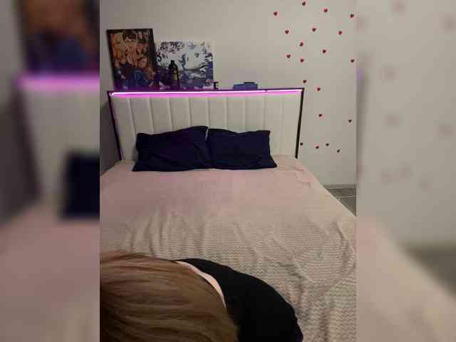Cris_Mi webcam