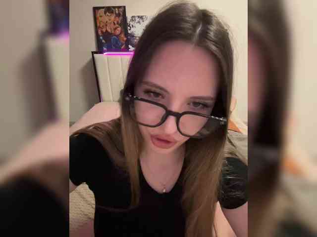 Cris_Mi webcam