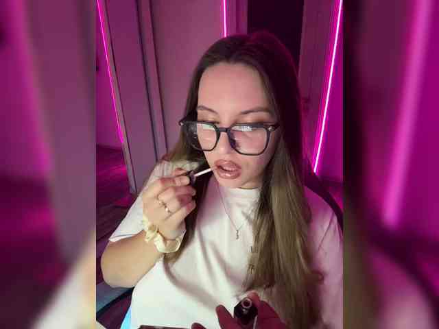 Cris_Mi webcam