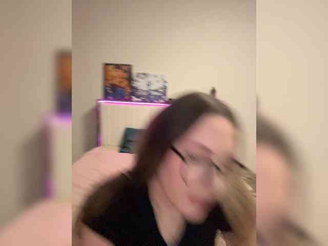 Cris_Mi webcam