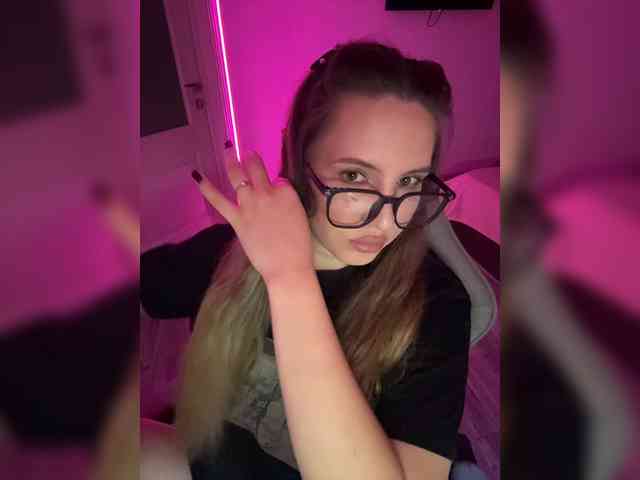 CrisKiss webcam