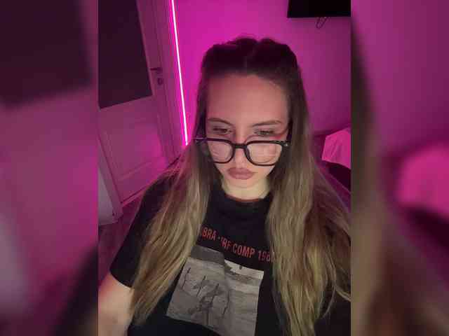 CrisKiss webcam