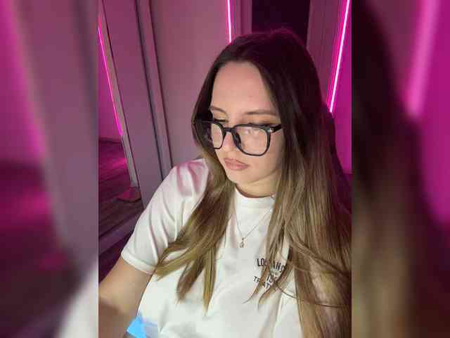 Cris_Mi webcam