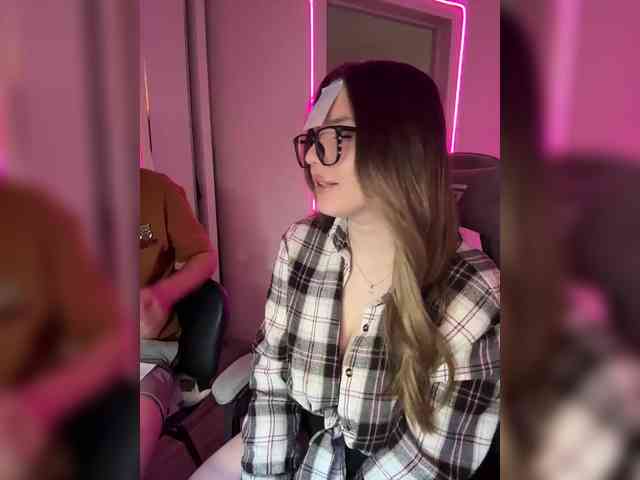 Cris_Mi webcam