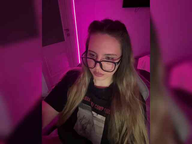 CrisKiss webcam