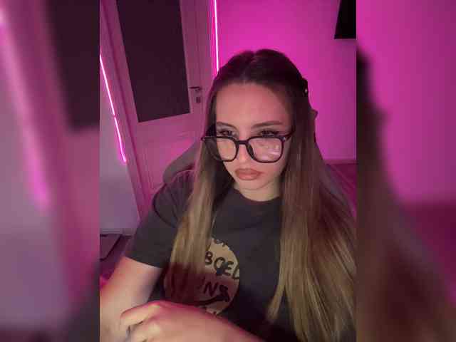 CrisKiss webcam