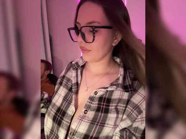 Cris_Mi webcam