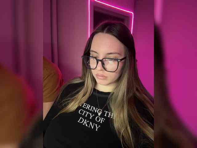 Cris_Mi webcam