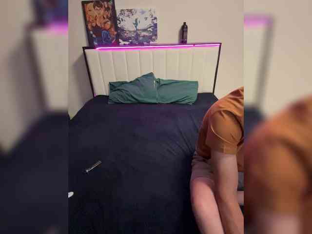 Cris_Mi webcam