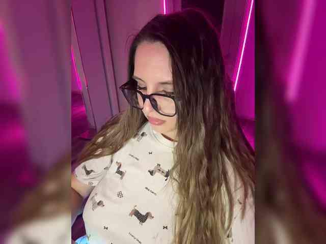 Cris_Mi webcam
