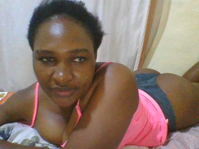 hot-masha live cam on BongaCams