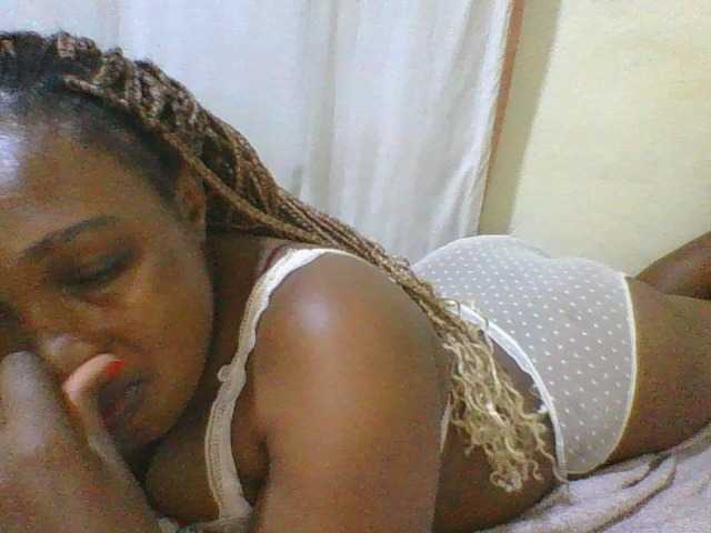 hot-masha live cam on BongaCams