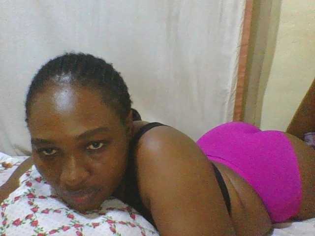 hot-masha, live now on BongaCams