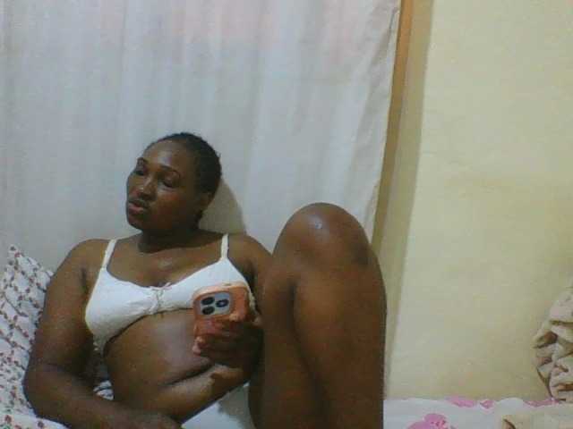 hot-masha live webcam show