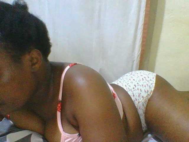 hot-masha live cam on BongaCams