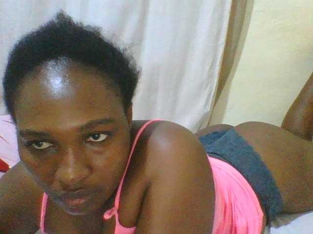 hot-masha live cam on BongaCams