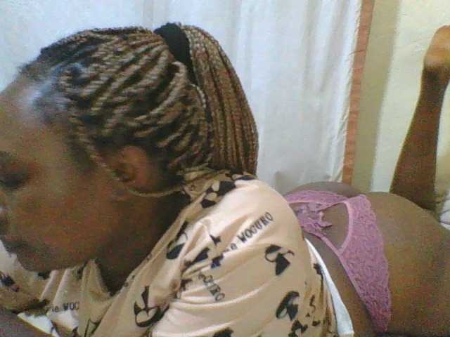 hot-masha live cam on BongaCams