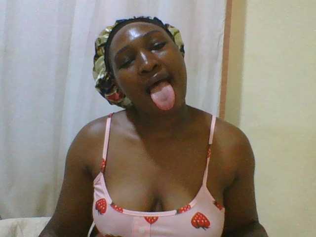 hot-masha live cam on BongaCams