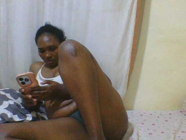 hot-masha live cam on BongaCams
