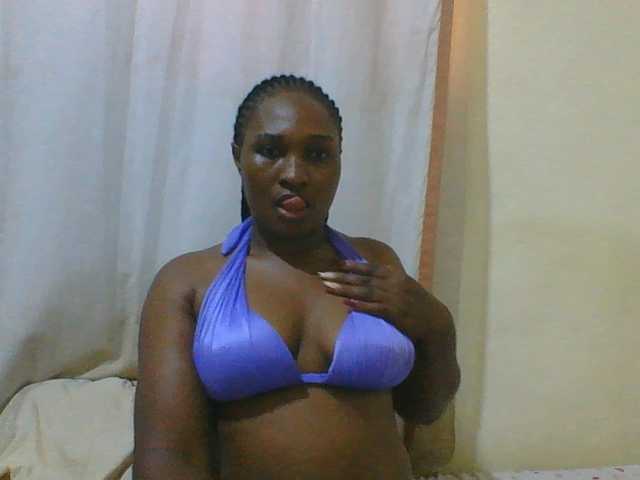 hot-masha live cam on UnifiedCams