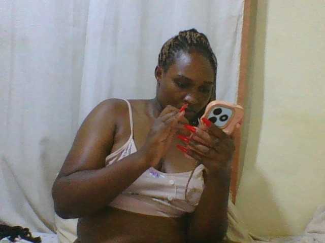 hot-masha live cam on BongaCams