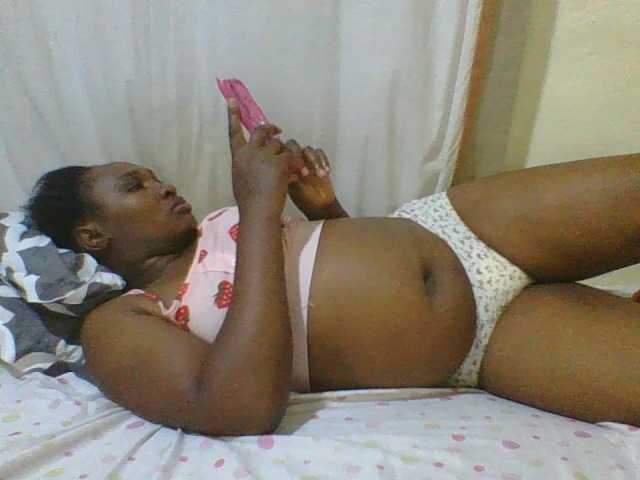 hot-masha live cam on BongaCams