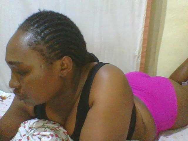 hot-masha, en directo ahora en BongaCams
