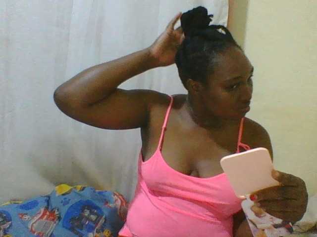 hot-masha live cam on BongaCams
