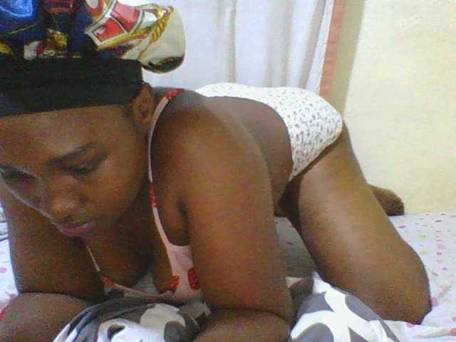 hot-masha live cam on BongaCams