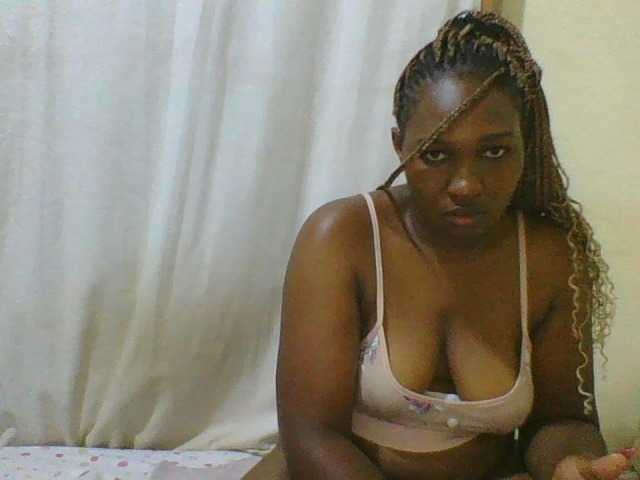hot-masha live cam on BongaCams