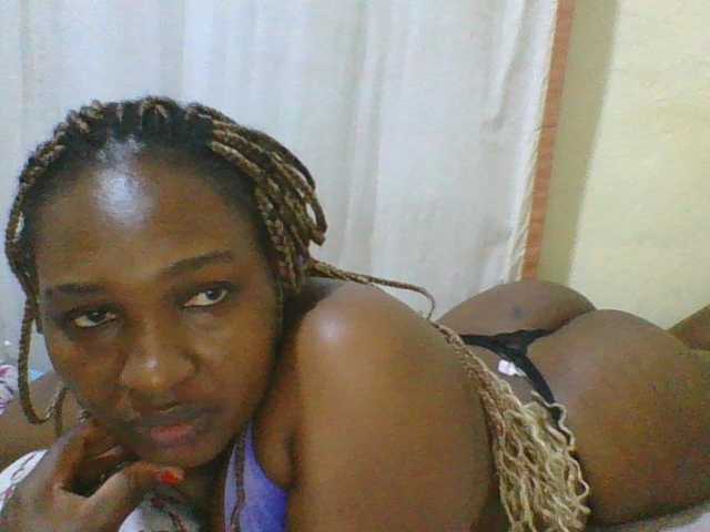 hot-masha live cam on BongaCams