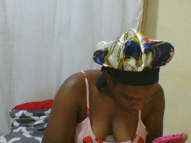 hot-masha live cam on BongaCams