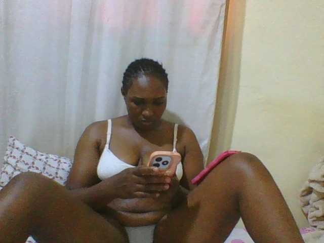 hot-masha live webcam show