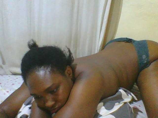 hot-masha live cam on BongaCams