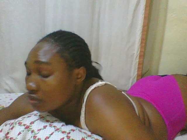 hot-masha, en directo ahora en BongaCams