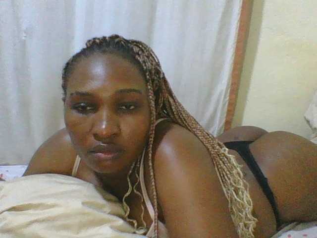 hot-masha live cam on BongaCams