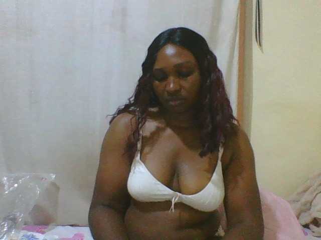 hot-masha live cam on BongaCams