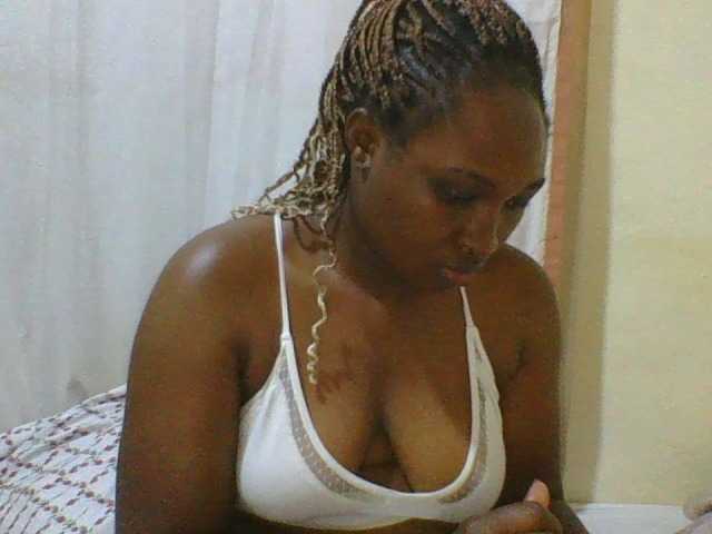 hot-masha live cam on BongaCams