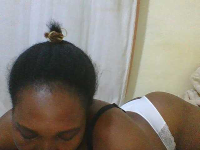 hot-masha live cam on BongaCams