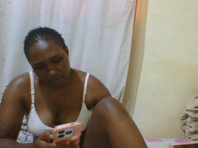 hot-masha live cam on BongaCams