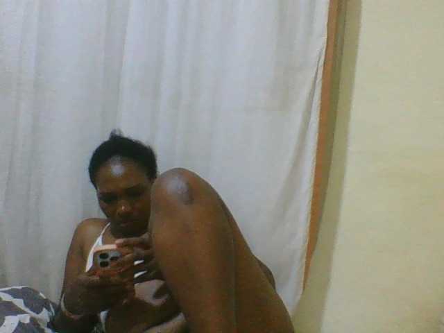 hot-masha live cam on BongaCams