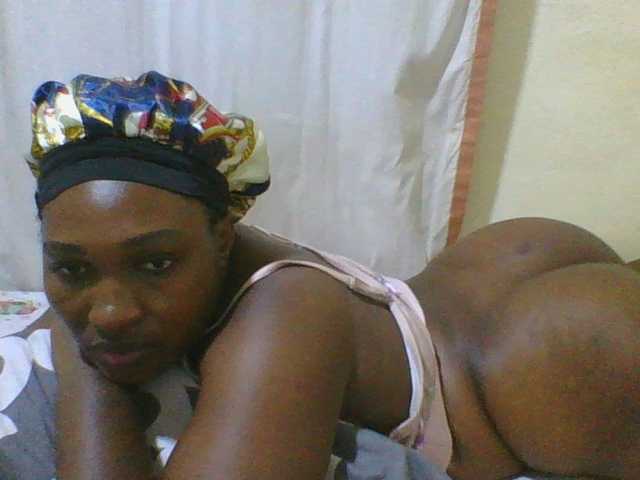 hot-masha live cam on BongaCams