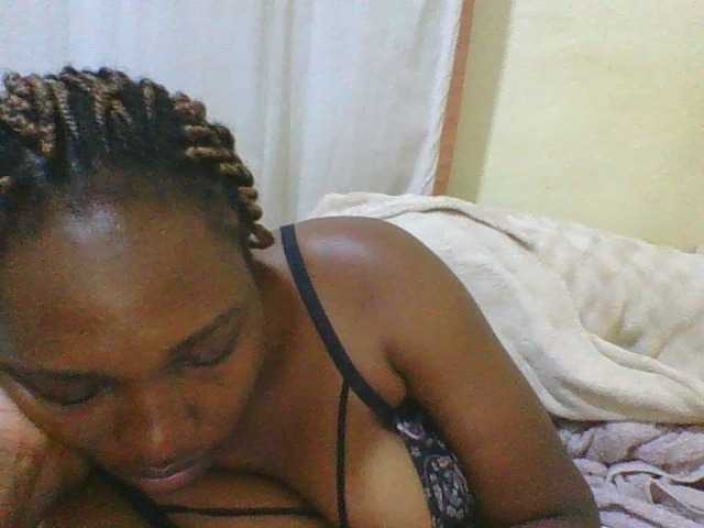 hot-masha live cam on BongaCams