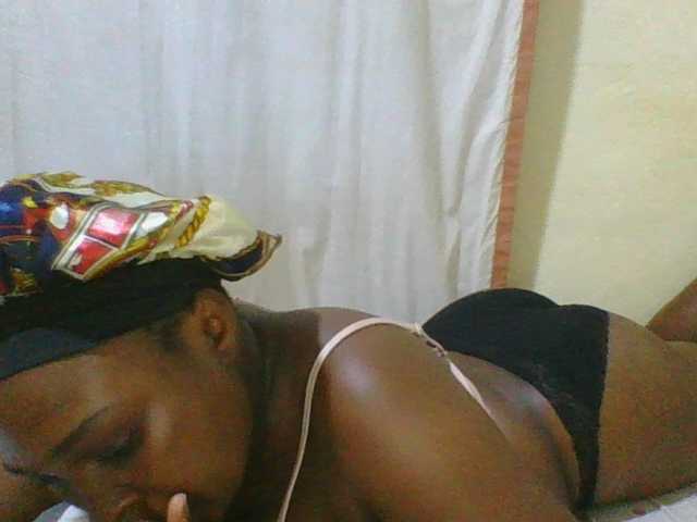 hot-masha live cam on BongaCams