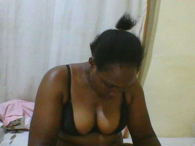 hot-masha live cam on BongaCams