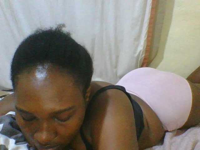 hot-masha live cam on BongaCams
