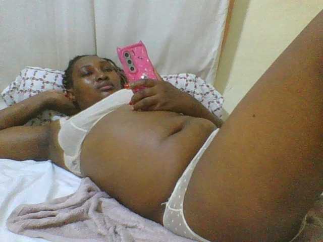 hot-masha live cam on BongaCams