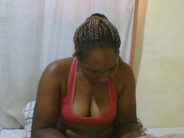 hot-masha live cam on BongaCams